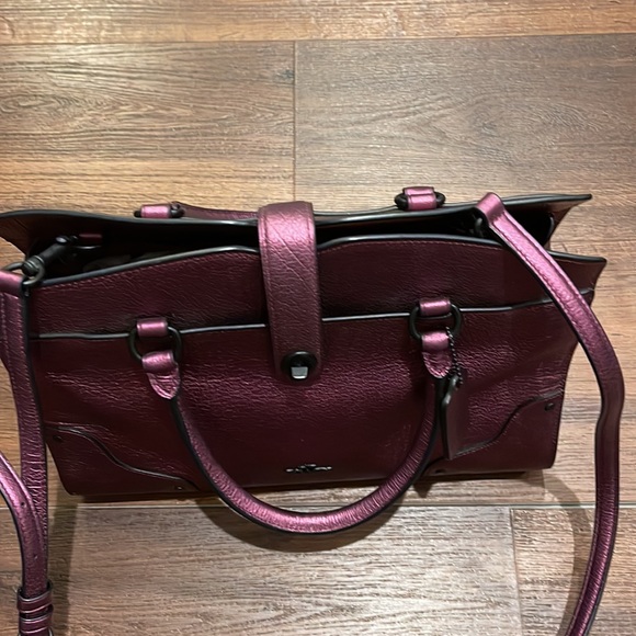 Coach in EUC Crossbody/ Handbag in a Purple Color very unique a gorgeous - Picture 4 of 13